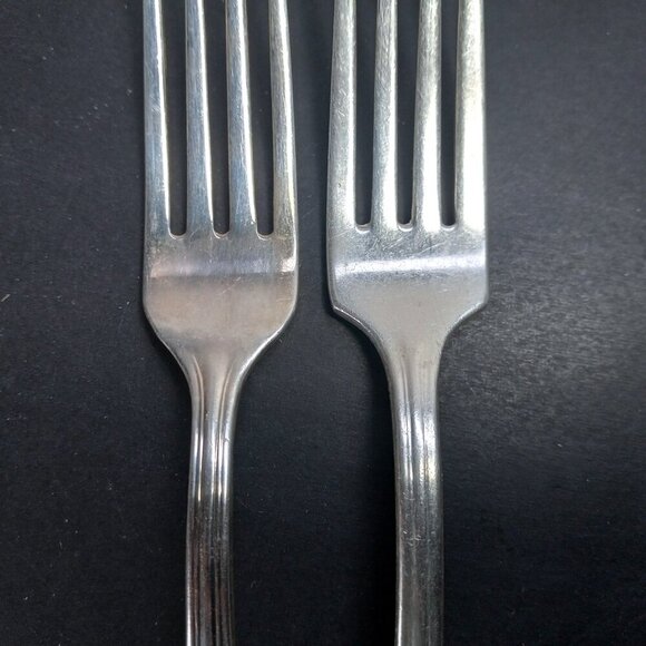 Canadian Armed Forces Vintage Flatware Lot Silver Plated Oneida 2 Forks 2 Knives - Picture 8 of 9
